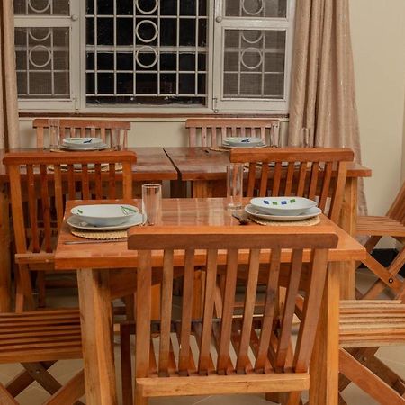 Miika Guest House Entebbe Luaran gambar